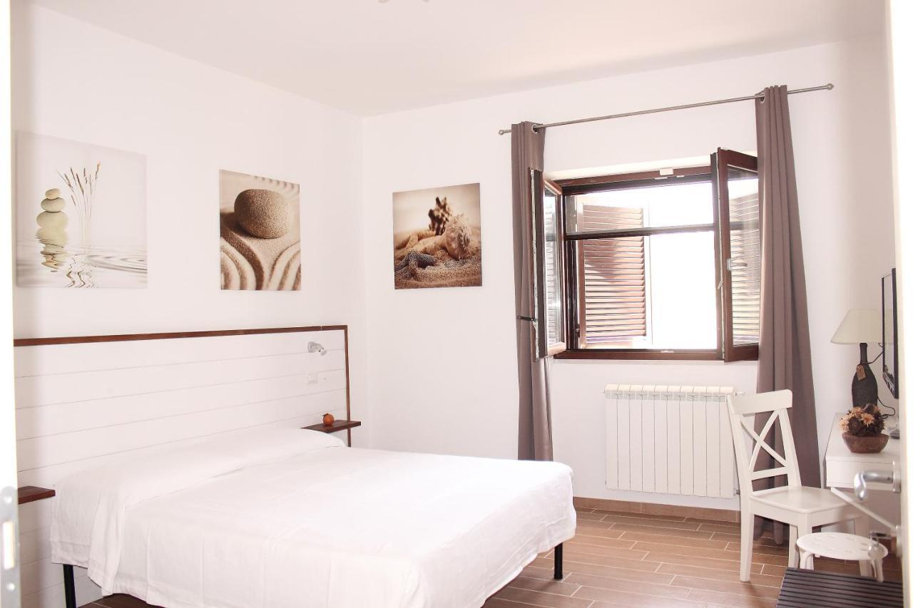Chibia Casa Vacanze San Pietro in Bevagna Eksteriør bilde